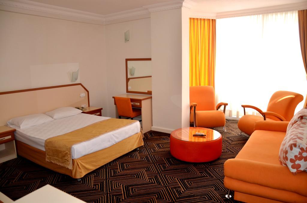 Orient Resort Hotel Fethiye Rom bilde